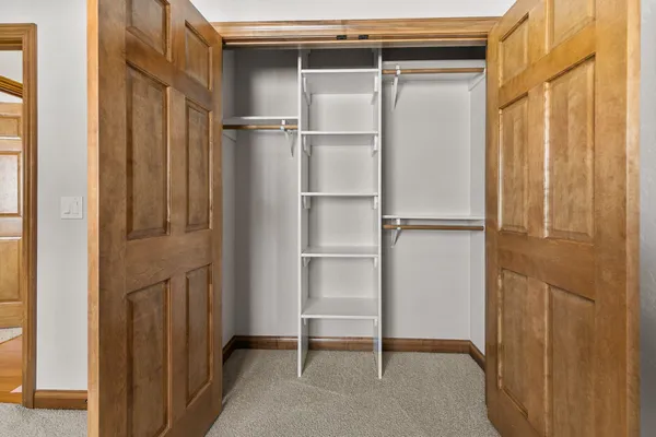 $350,000 | 4801 North Fallview Lane, Appleton, WI 54913