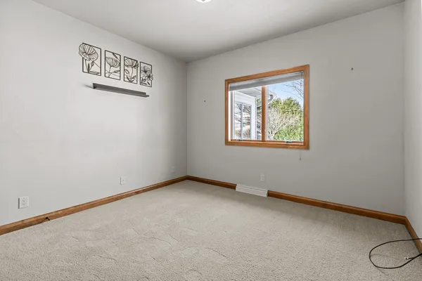 $350,000 | 4801 North Fallview Lane, Appleton, WI 54913