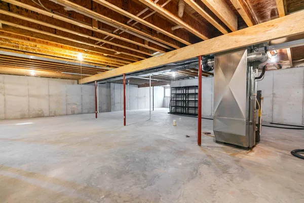 $350,000 | 4801 North Fallview Lane, Appleton, WI 54913