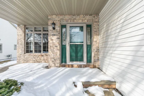 $350,000 | 4801 North Fallview Lane, Appleton, WI 54913