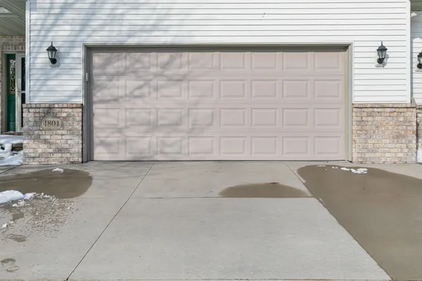 $350,000 | 4801 North Fallview Lane, Appleton, WI 54913