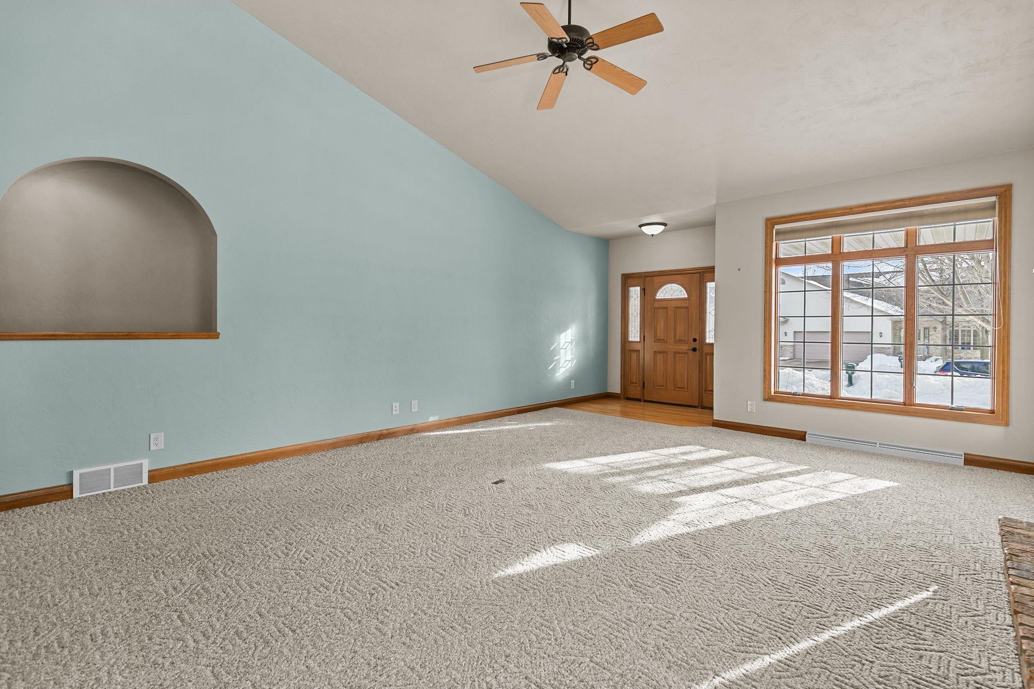 4801 North Fallview Lane Appleton, WI 54913 - Photo 5 of 41