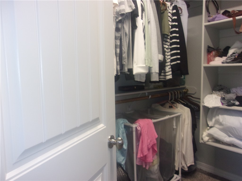5414 Eagle View Road Kingman, AZ 86409 - Photo 18 of 39 View of walk in closet