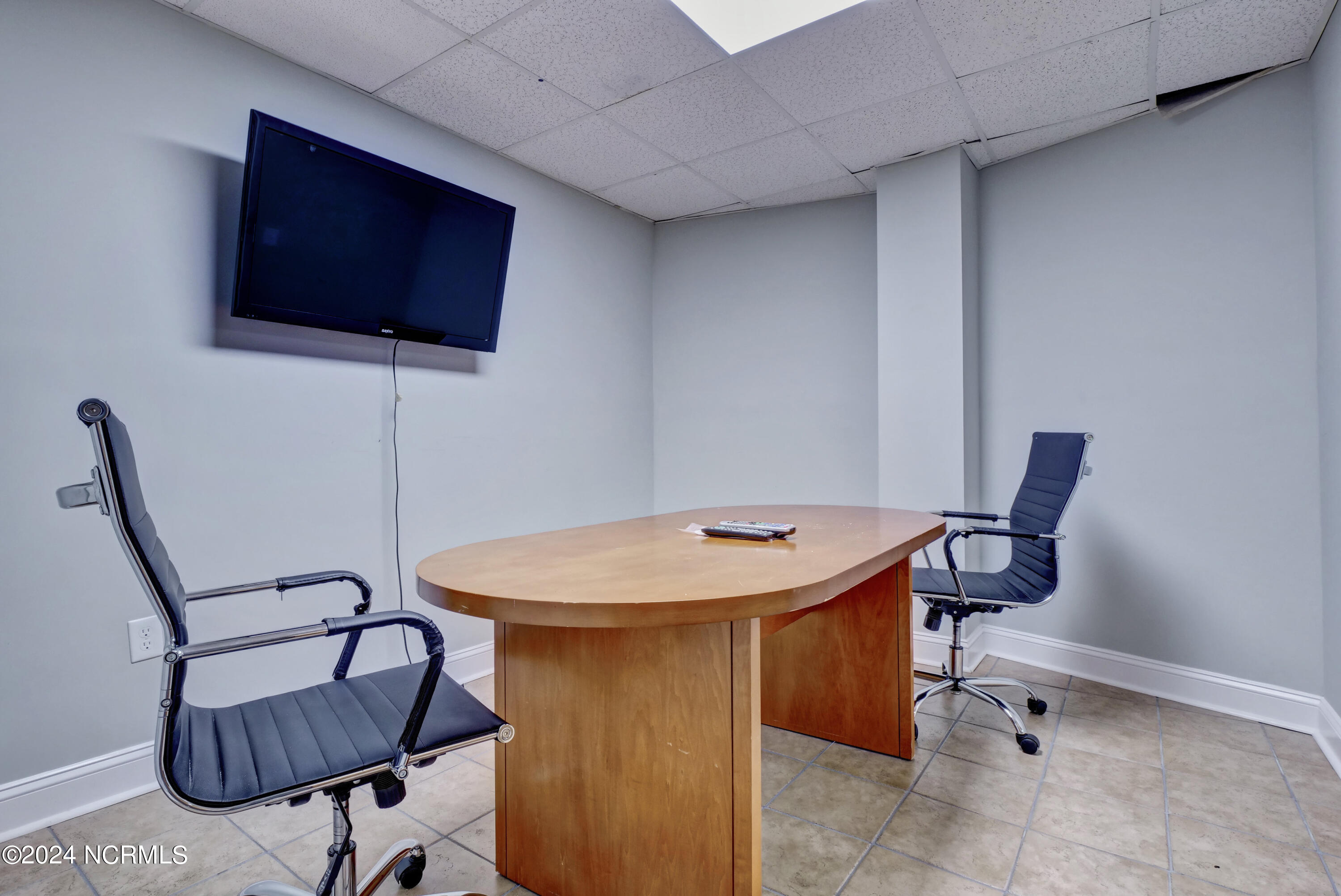 2000 New River Inlet Road, Unit 1509 North Topsail Beach, NC 28460 - Photo 31 of 47 Business Center - Business 2