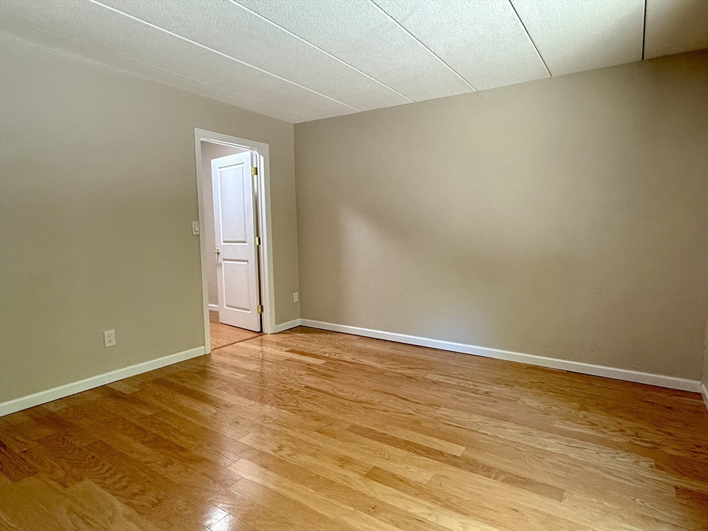 152 Turner Road, Unit 40 Holliston, MA 01746 - Photo 8 of 13 Gallery Image 8