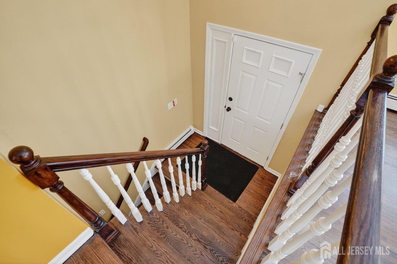 1 Wakefield Drive Edison, NJ 08820 - Photo 4 of 29 a view of entryway