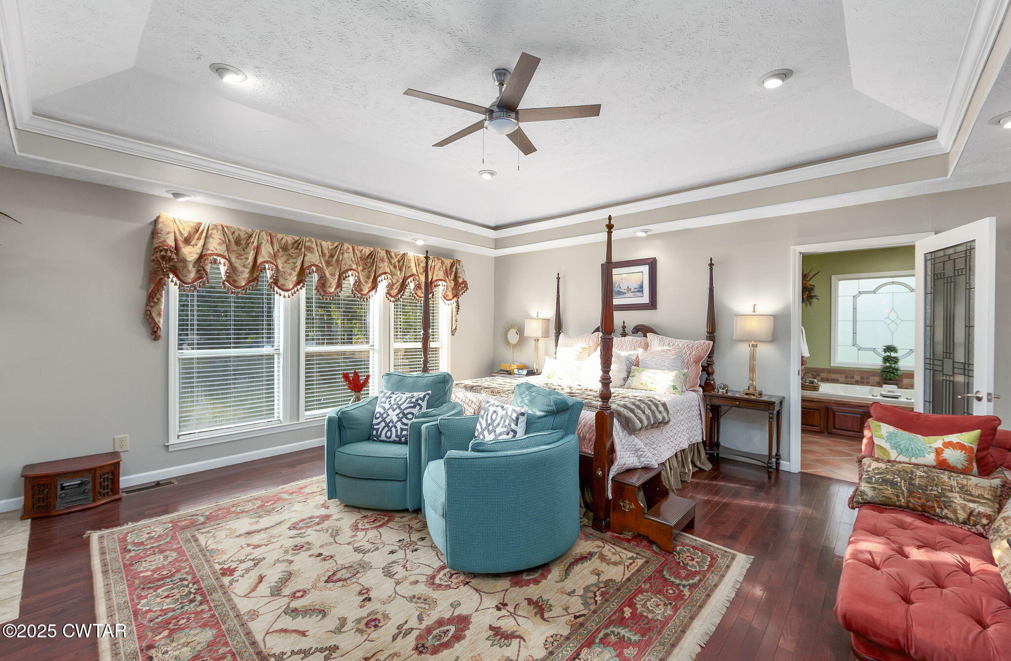 472 Old Denmark Road Jackson, TN 38301 - Photo 13 of 44 a living room with furniture and a large window