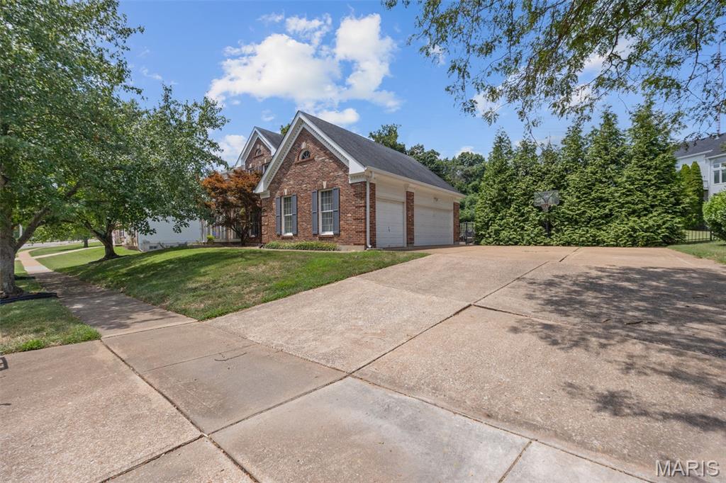 5409 Butler Hill Road St. Louis, MO 63128 - Photo 2 of 39 Gallery Image 2
