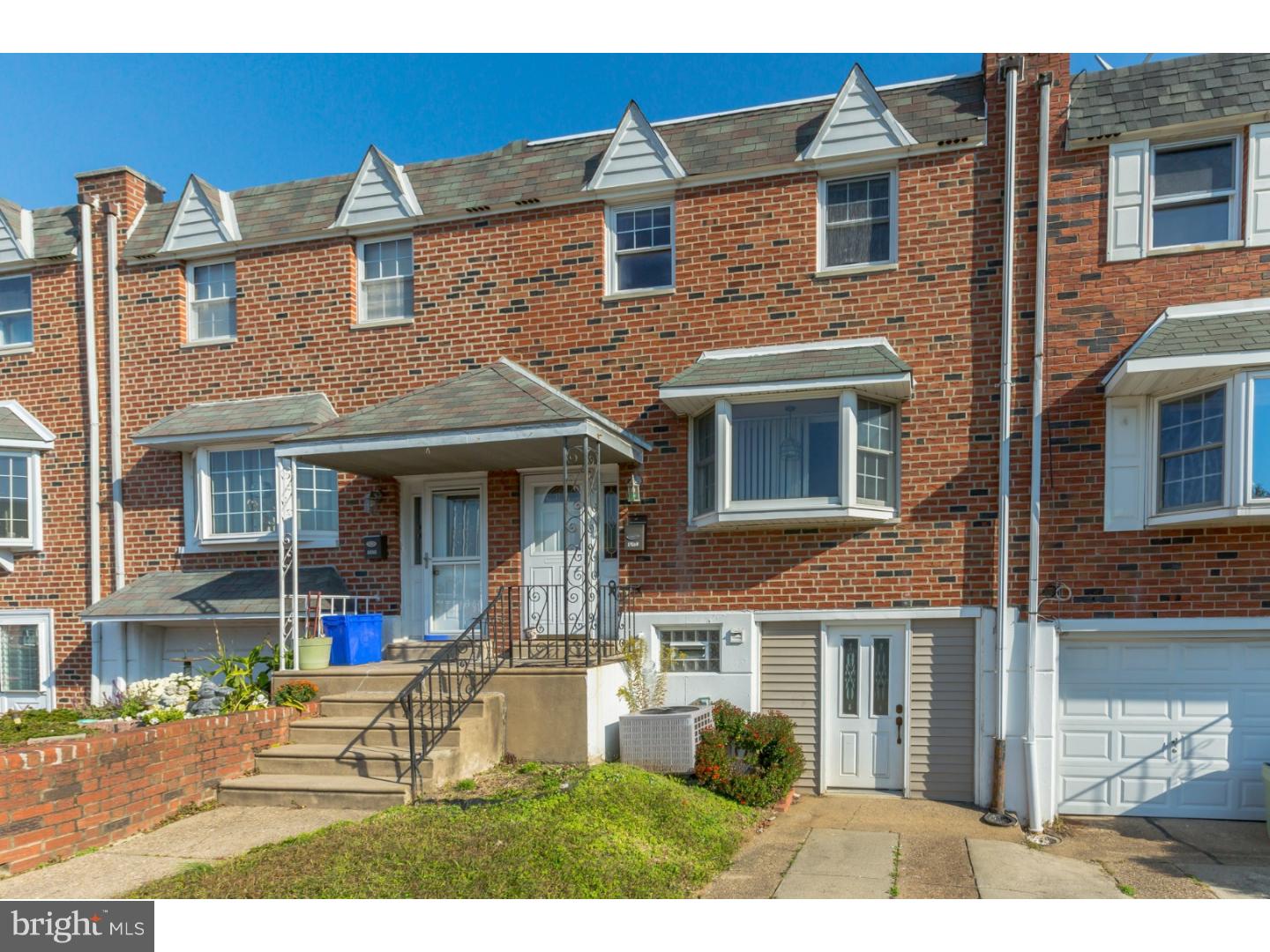 12652 Richton Road Philadelphia, PA 19154 - Photo 2 of 25