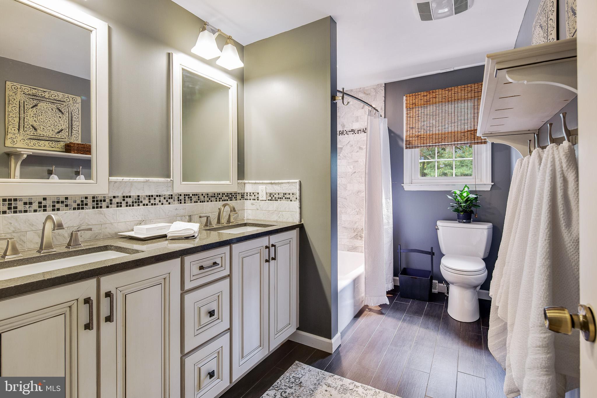 5 W Parkway Elkton, MD 21921 - Photo 20 of 24 Hall Bath