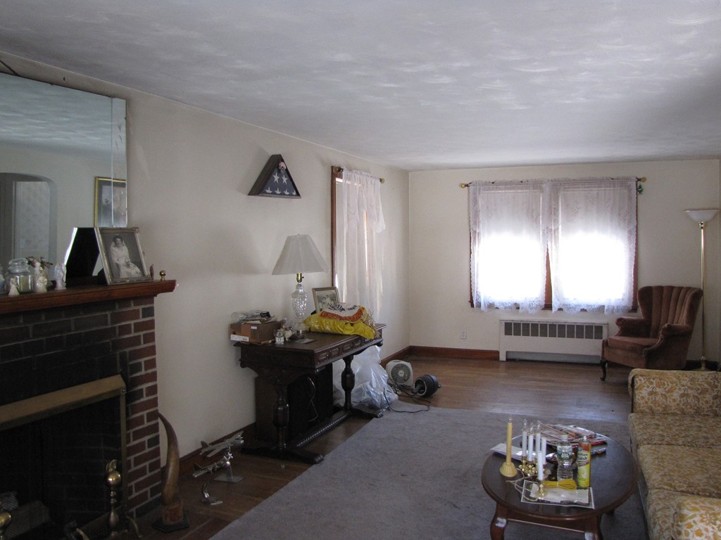 16 Elizabeth Road Stoneham, MA 02180 - Photo 4 of 4 Gallery Image 4