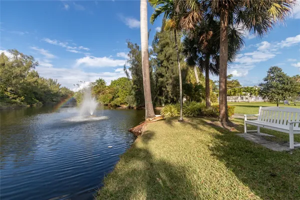 $189,900 | 1035 Southeast 15th Street, Unit 10B, Fort Lauderdale, FL 33316