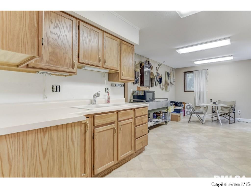 4582 Mechanicsburg Road Springfield, IL 62712 - Photo 16 of 23