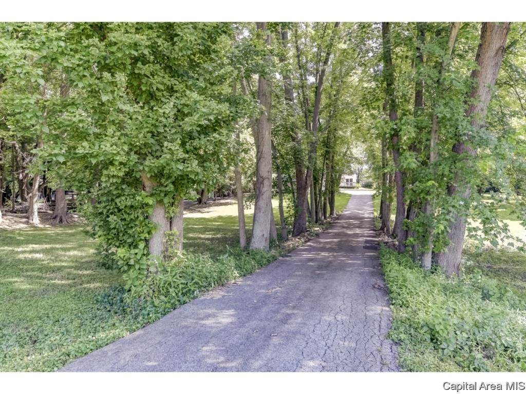 4582 Mechanicsburg Road Springfield, IL 62712 - Photo 9 of 23