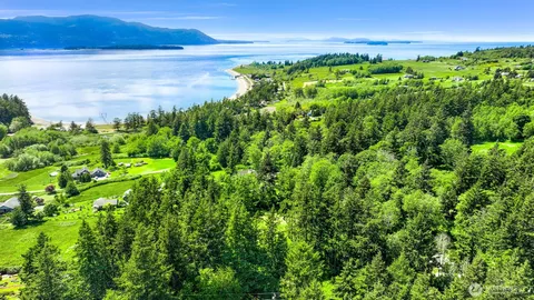 $299,900 | 2093 Granger Way, Lummi Island, WA 98262