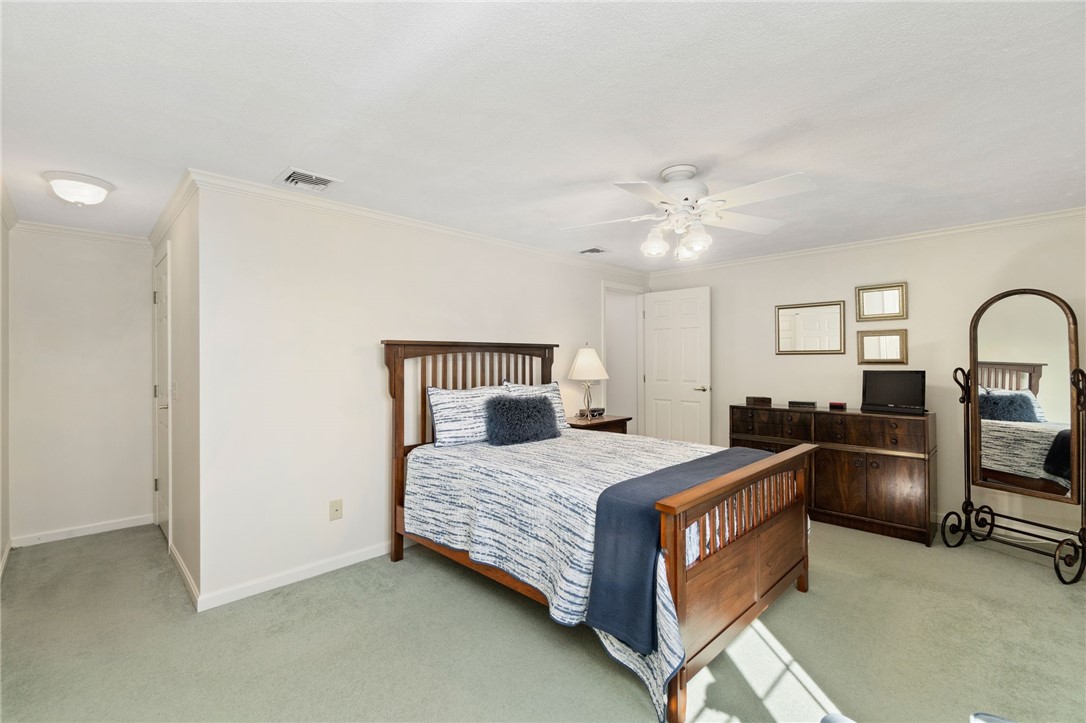 5 Eagle Run, Unit C Warwick, RI 02818 - Photo 16 of 32 Use the nook for additional storage