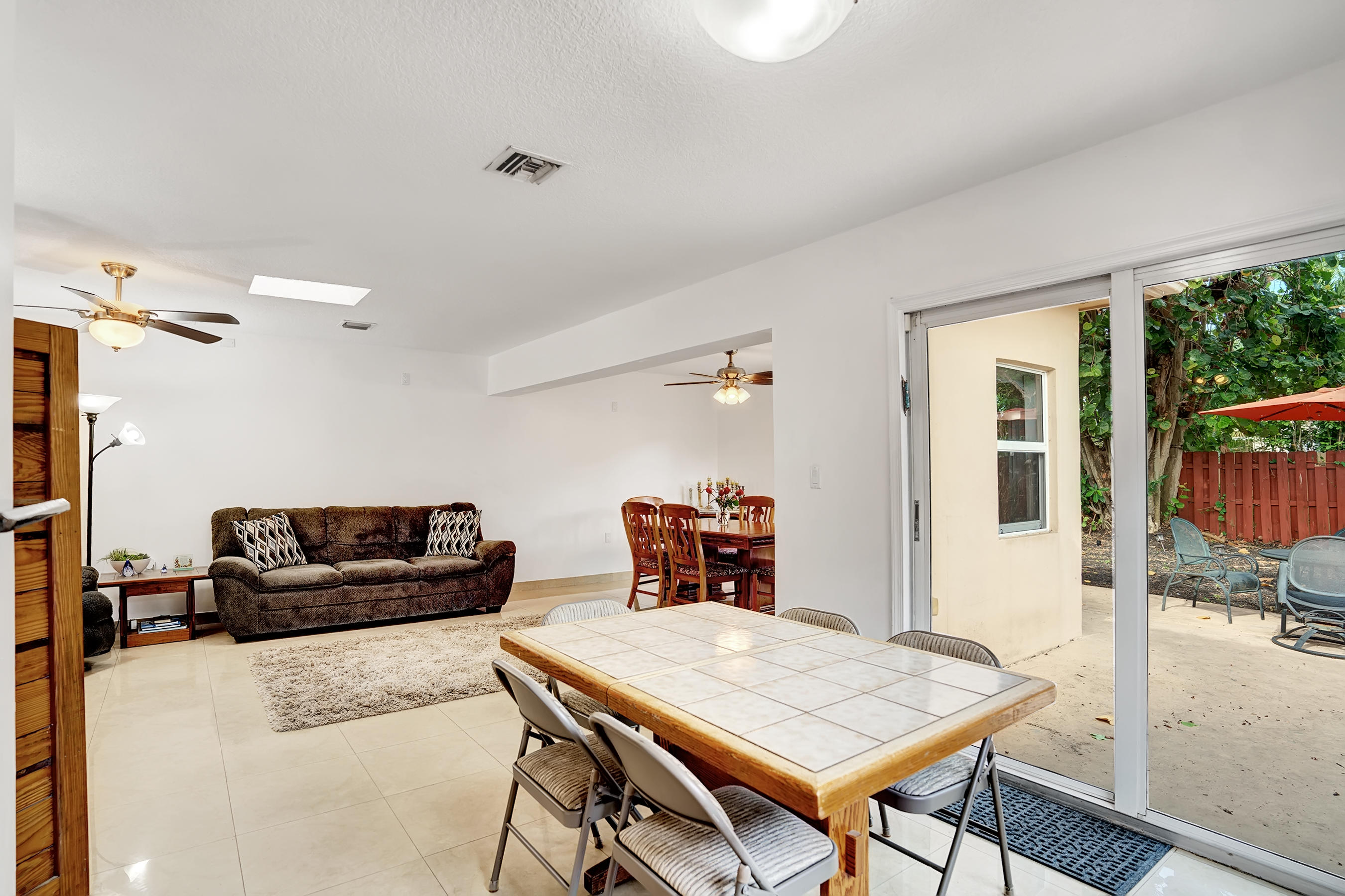 3419 Northeast 4th Avenue Boca Raton, FL 33431 - Photo 13 of 42 REP03099