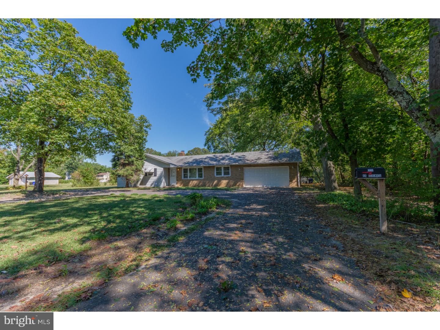 327 South 1st Road Hammonton, NJ 08037 - Photo 3 of 25 Exterior Front