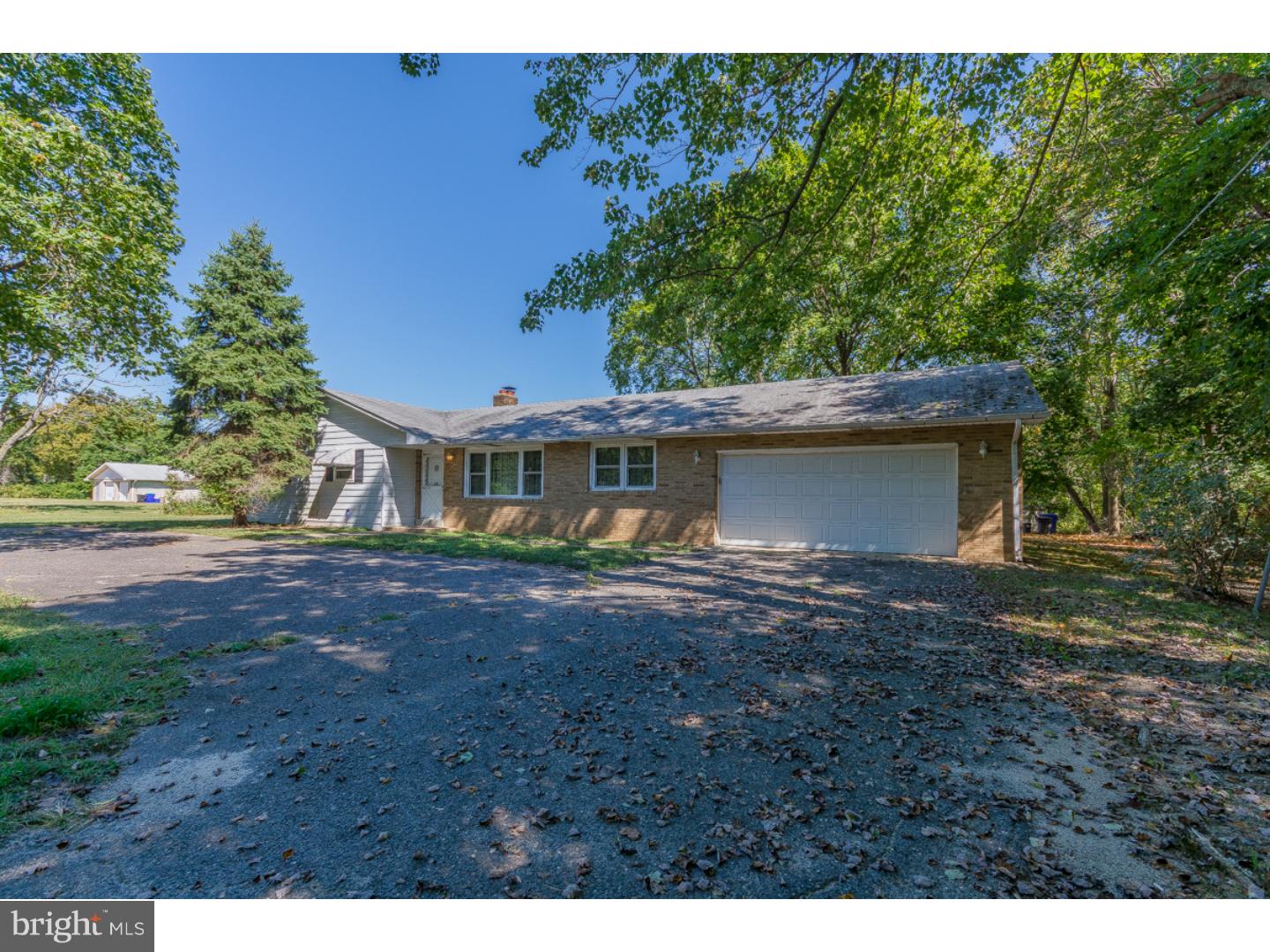 327 South 1st Road Hammonton, NJ 08037 - Photo 4 of 25 Exterior Front