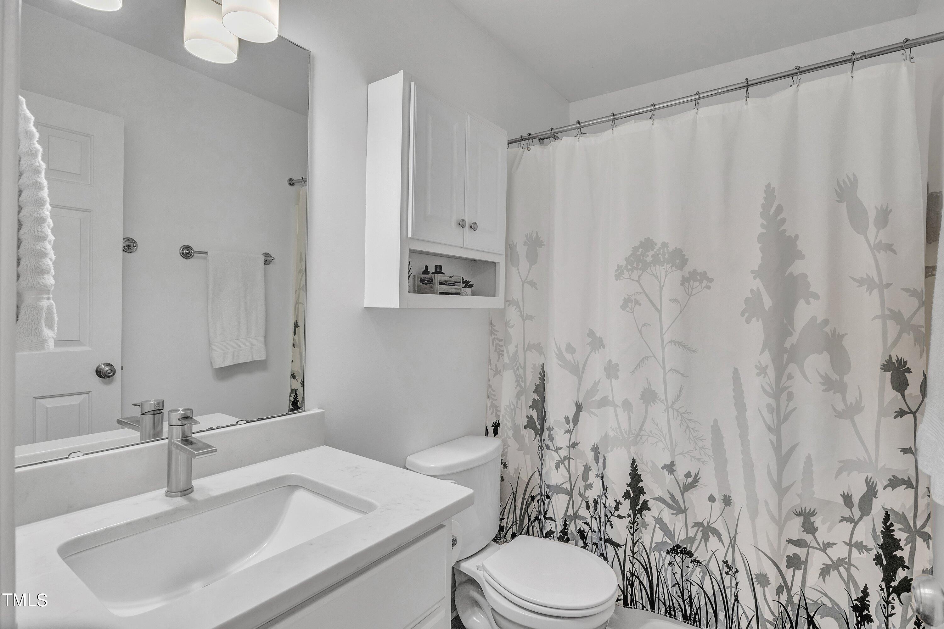 8805 Dukes Lake Road Zebulon, NC 27597 - Photo 19 of 26 Hall Bath