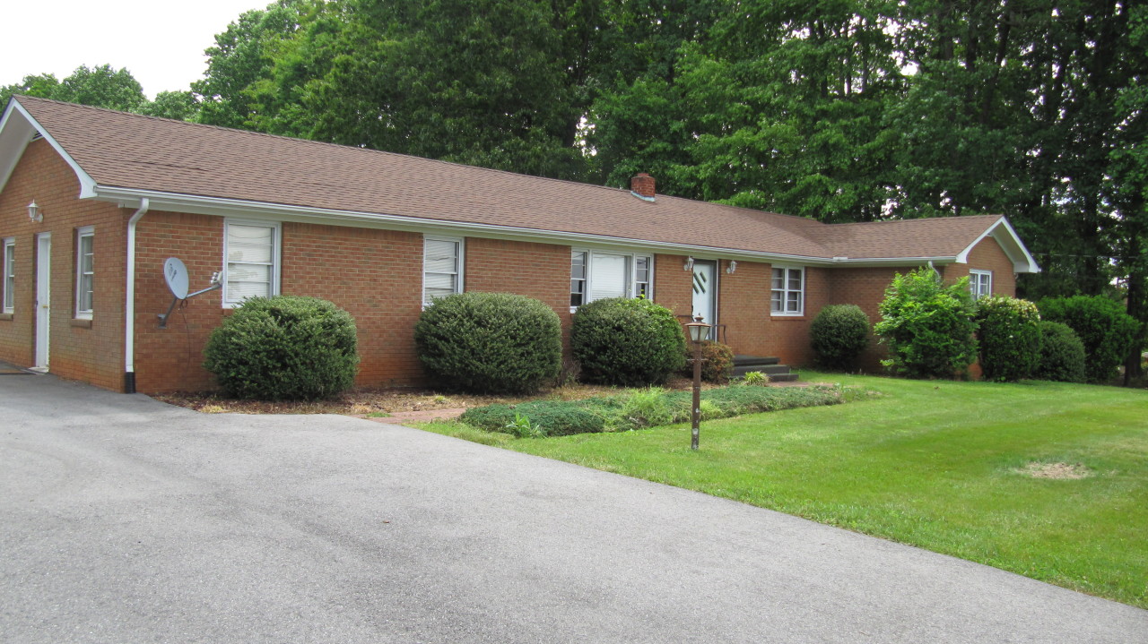 180 Morewood Road Hardy, VA 24101 - Photo 1 of 22 Front Exterior 1