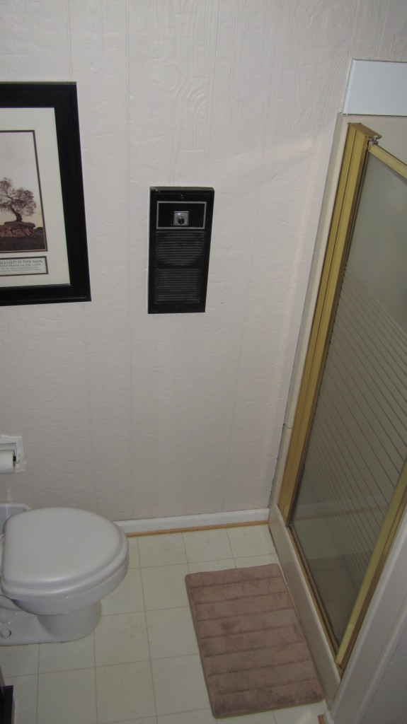 180 Morewood Road Hardy, VA 24101 - Photo 19 of 22 Bathroom 2