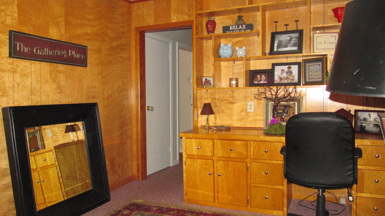 180 Morewood Road Hardy, VA 24101 - Photo 10 of 22 Office 2