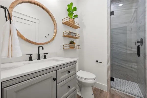 $1,890,000 | 11077 South Us Highway, Kerens, TX 75144