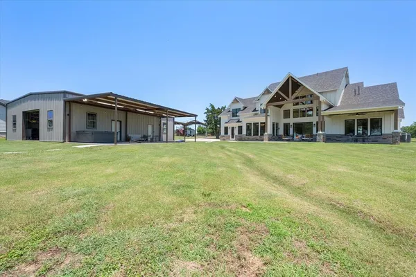 $1,890,000 | 11077 South Us Highway, Kerens, TX 75144