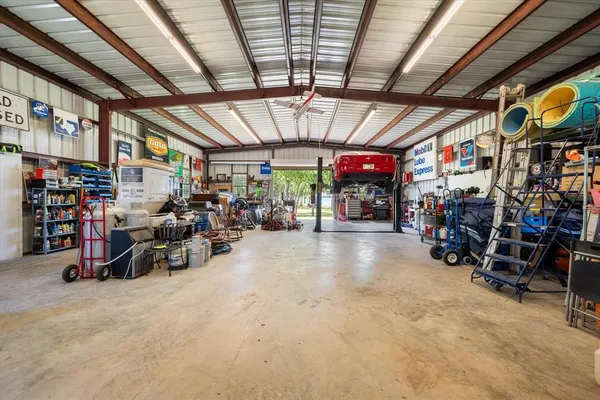 $1,890,000 | 11077 South Us Highway, Kerens, TX 75144