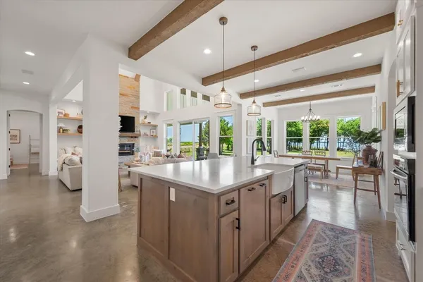 $1,890,000 | 11077 South Us Highway, Kerens, TX 75144