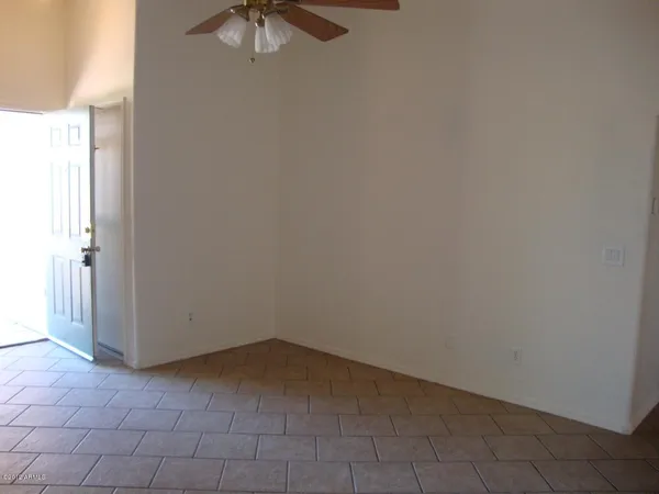 $1,595 | 11202 West Turney Avenue, Phoenix, AZ 85037