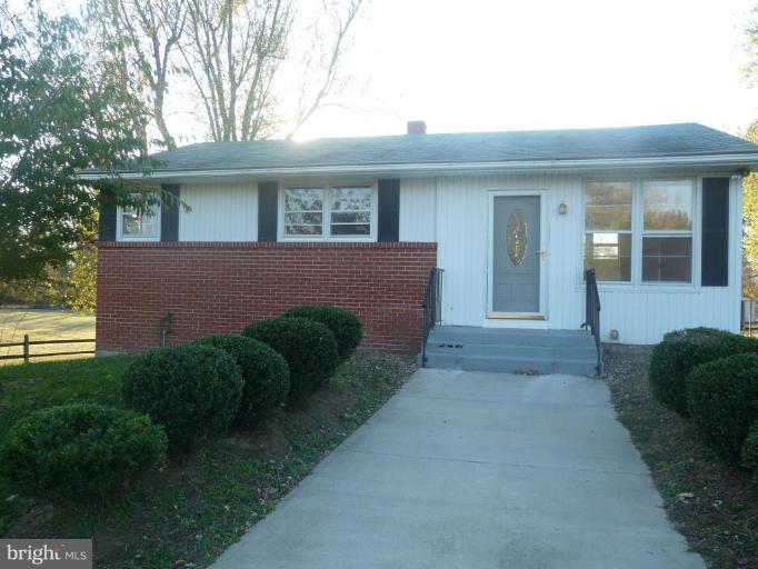 5193 Old Solomons Island Road Lothian, MD 20711 - Photo 1 of 22 Exterior (Main)