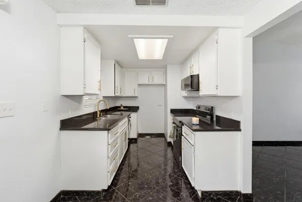 $449,999 | 3100 Kounias Drive, Modesto, CA 95354