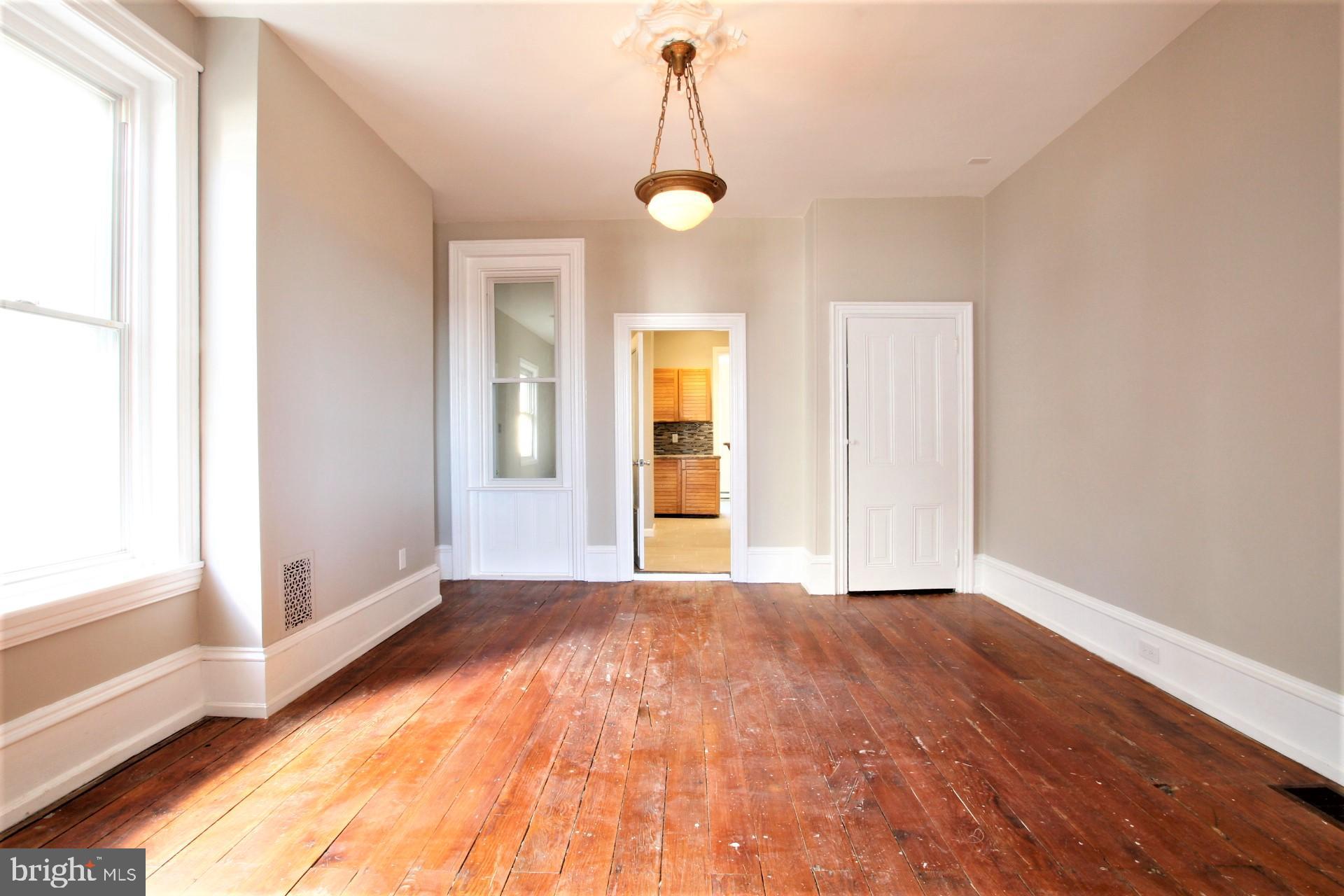 4703 Sheldon Street Philadelphia, PA 19127 - Photo 11 of 44