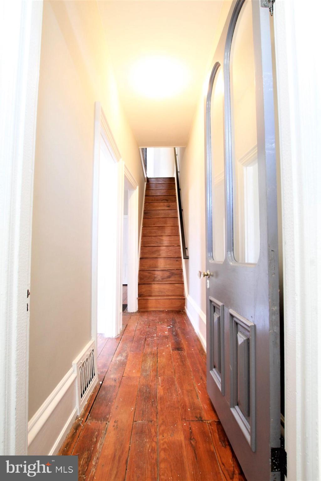 4703 Sheldon Street Philadelphia, PA 19127 - Photo 6 of 44