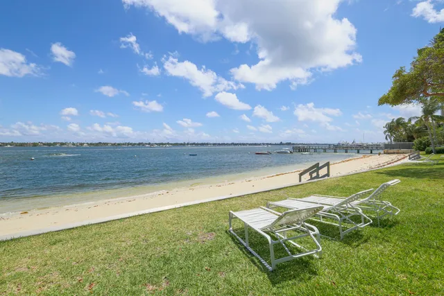 a view of an outdoor space and yard