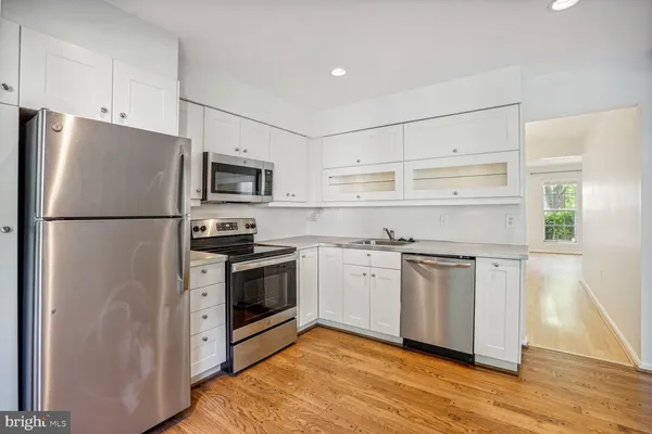 $3,400 | 9909 Hemlock Woods Lane, Burke, VA 22015