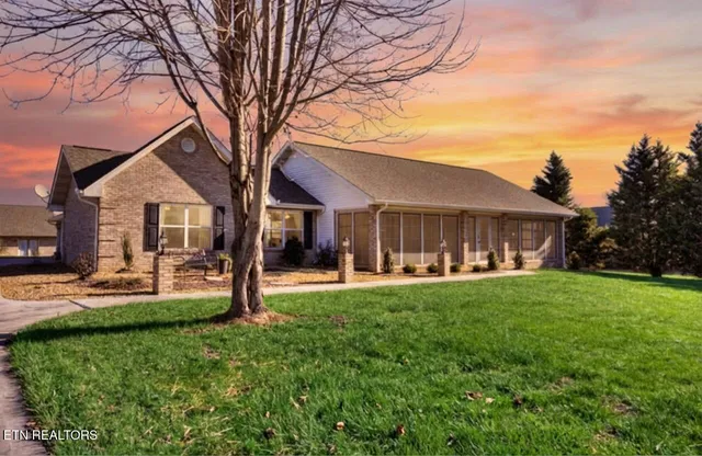 $459,900 | 760 Southview Circle, Kodak, TN 37764