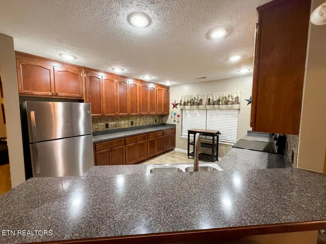 $459,900 | 760 Southview Circle, Kodak, TN 37764