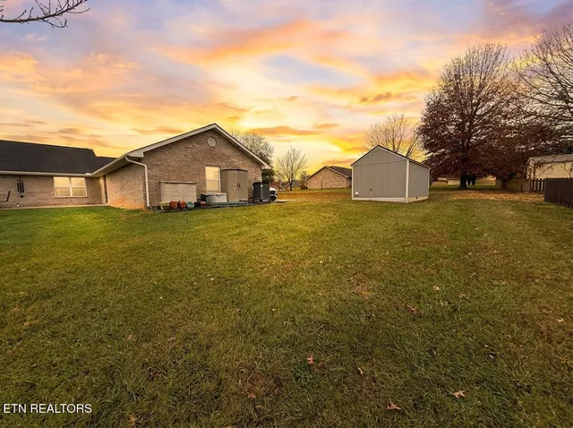 $459,900 | 760 Southview Circle, Kodak, TN 37764