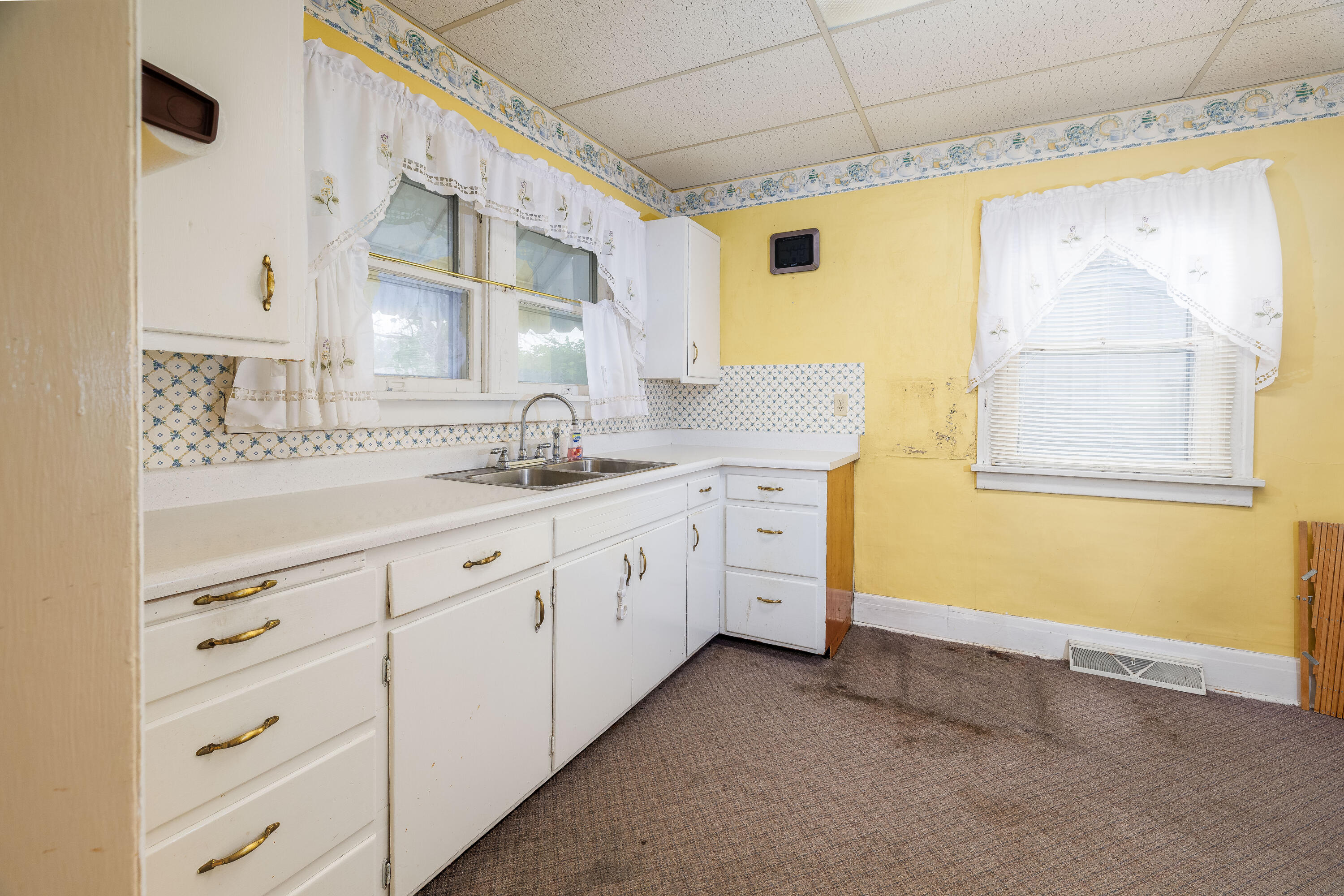 602 East State Street Morocco, IN 47963 - Photo 11 of 36 3000x2000