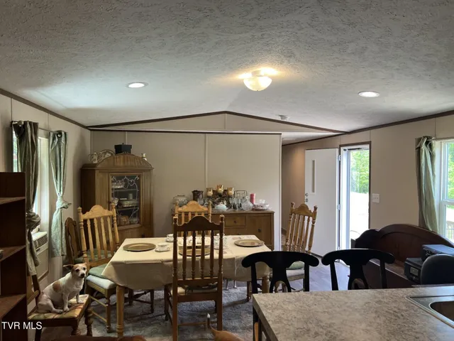 $169,333 | 28529 Us Highway, Big Stone Gap, VA 24219