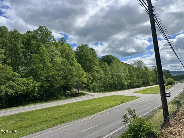 $169,333 | 28529 Us Highway, Big Stone Gap, VA 24219