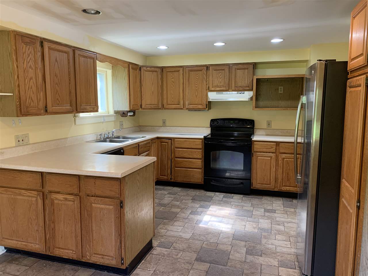 401 East Arlington Road Arlington, VT 05250 - Photo 12 of 40 Gallery Image 12