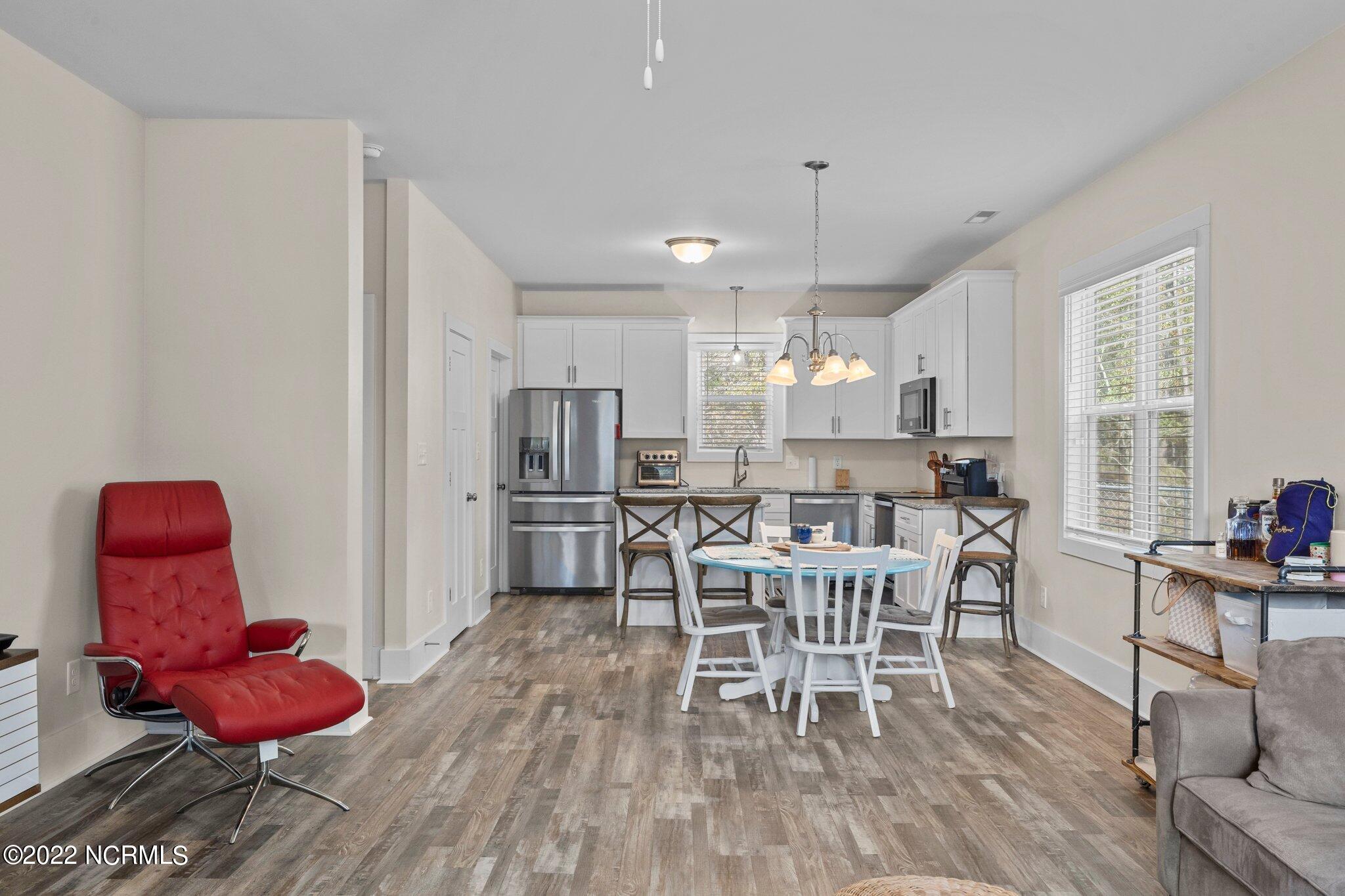 316 Barrington Ridge Bogue, NC 28570 - Photo 4 of 22 Dining/Kitchen
