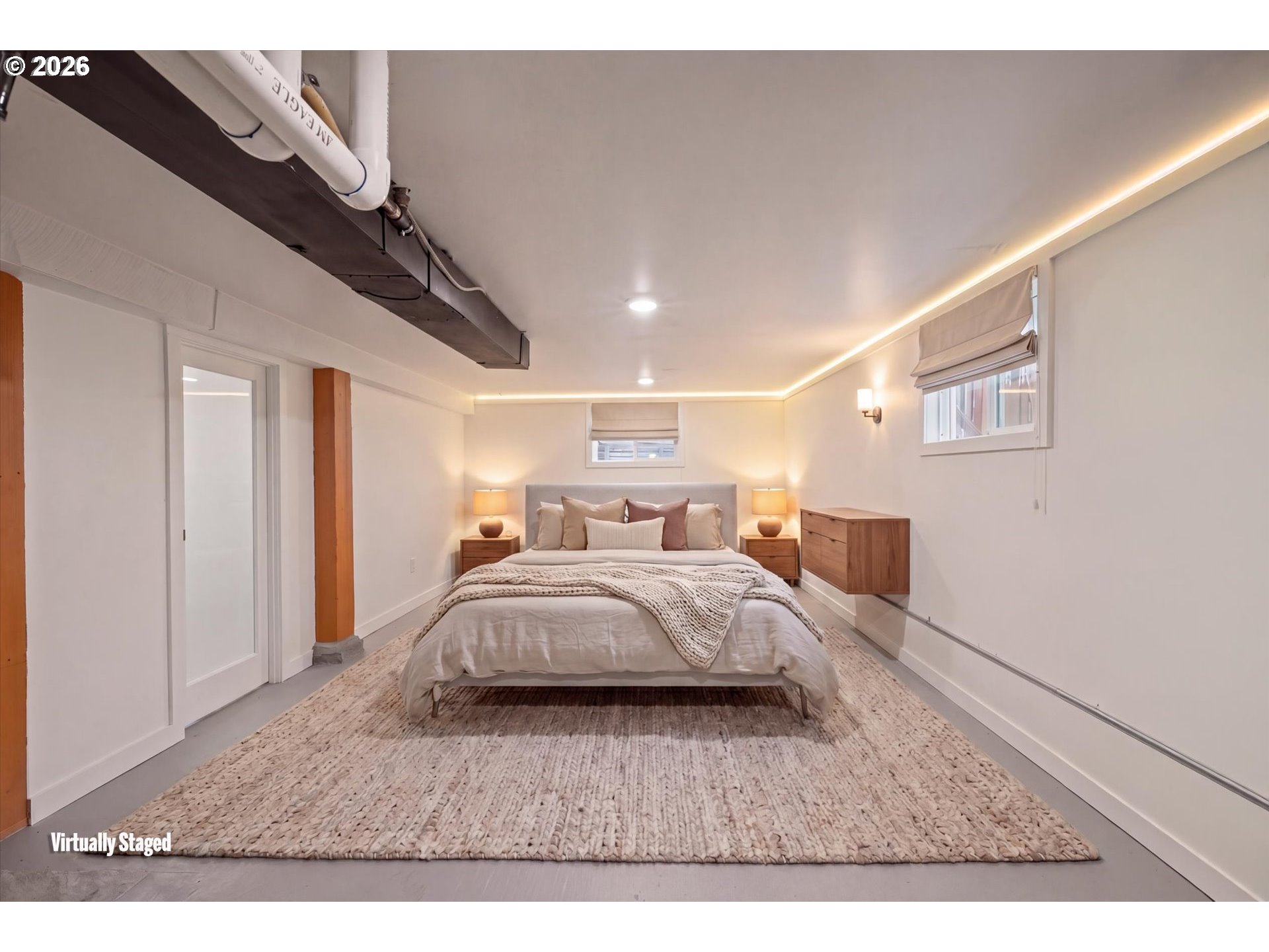 2055 North Alberta Street Portland, OR 97217 - Photo 29 of 38 a bed room with a bed
