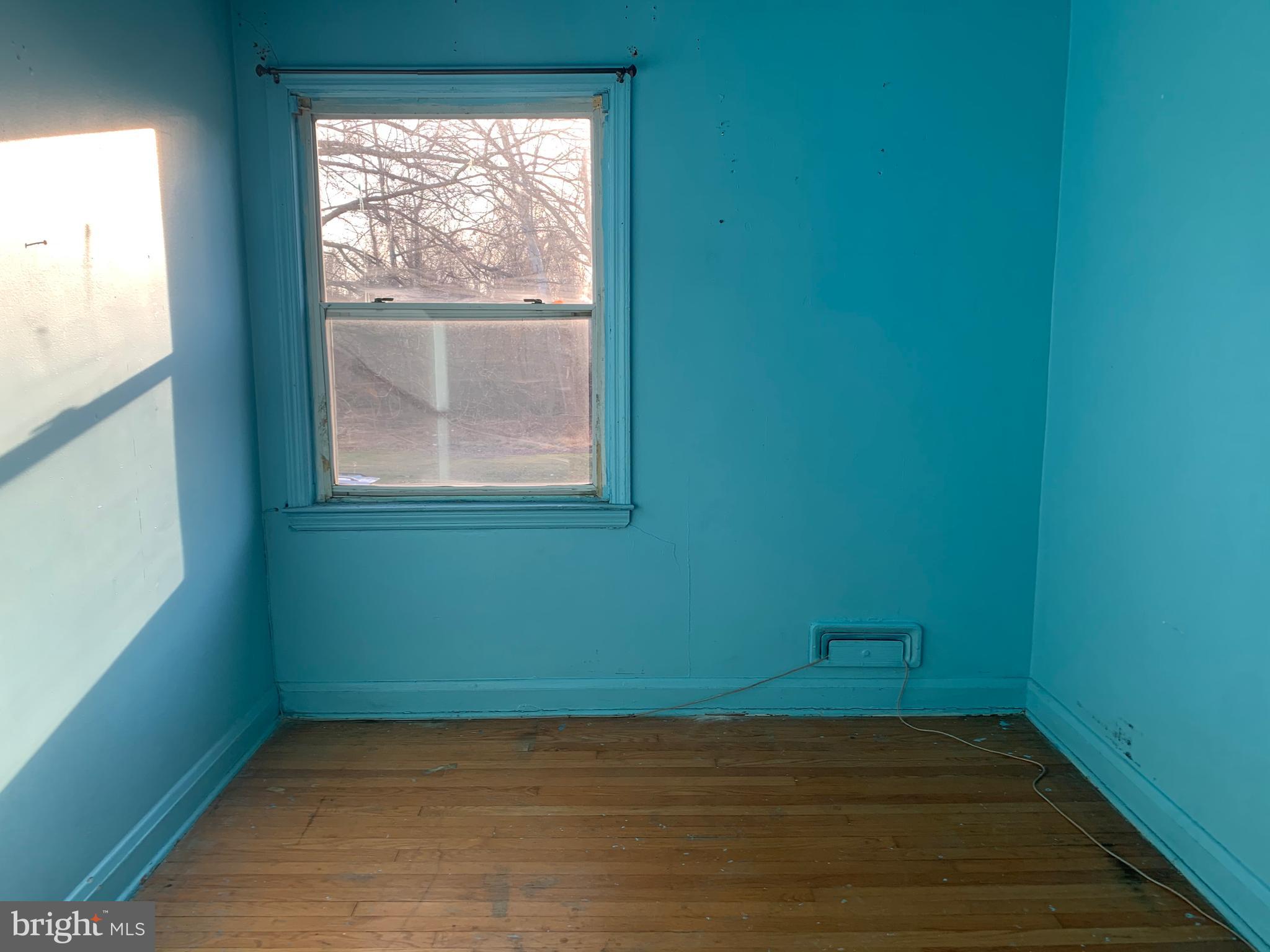 1622 Hartsdale Road Baltimore, MD 21239 - Photo 15 of 31 Bedroom