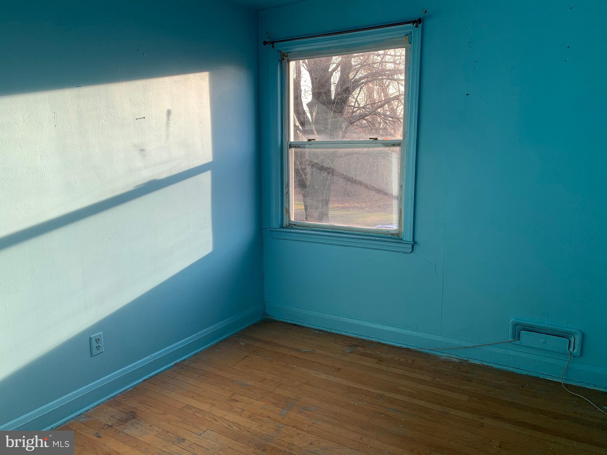 1622 Hartsdale Road Baltimore, MD 21239 - Photo 17 of 31 Bedroom