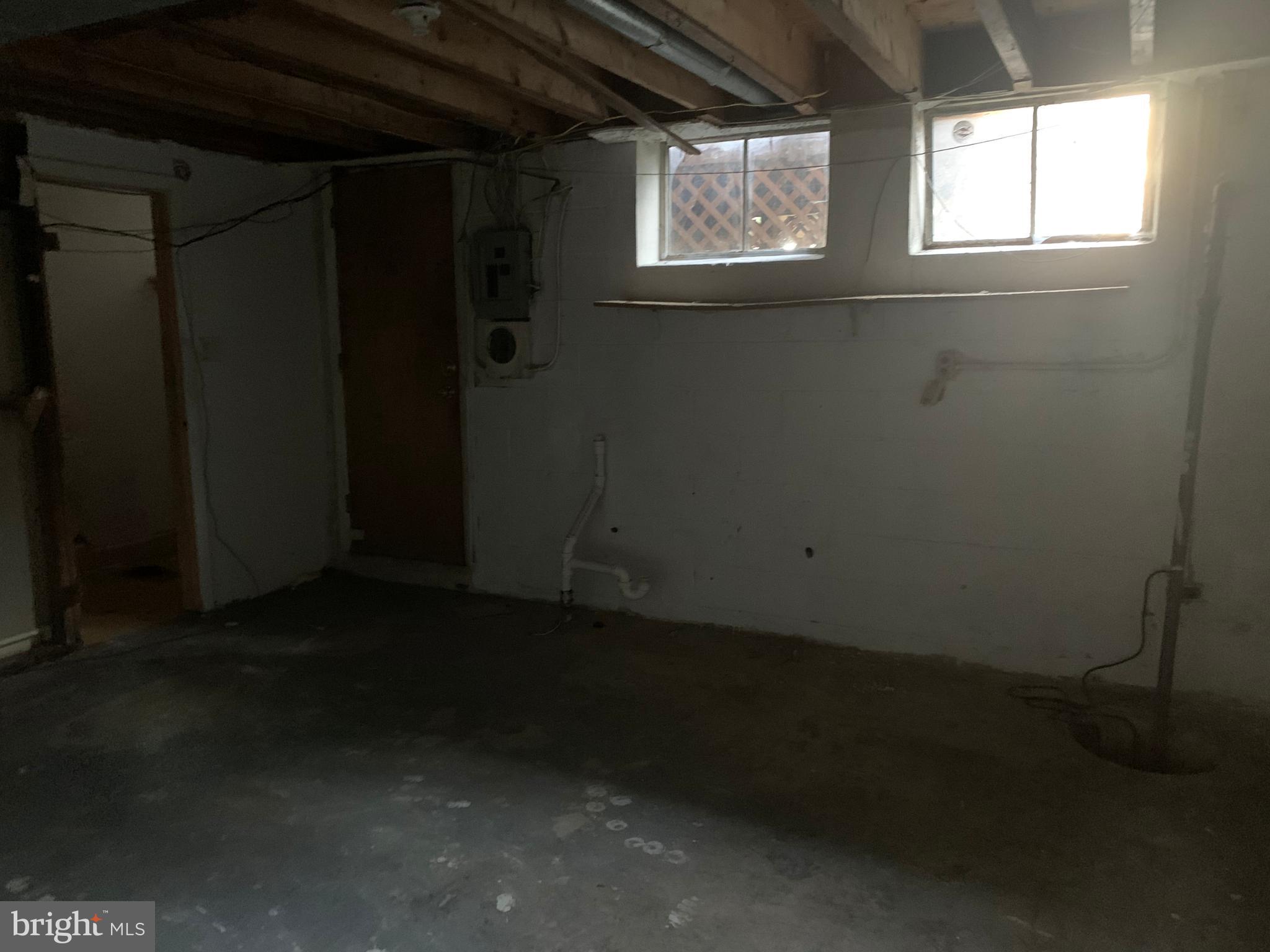 1622 Hartsdale Road Baltimore, MD 21239 - Photo 27 of 31 Basement Storage